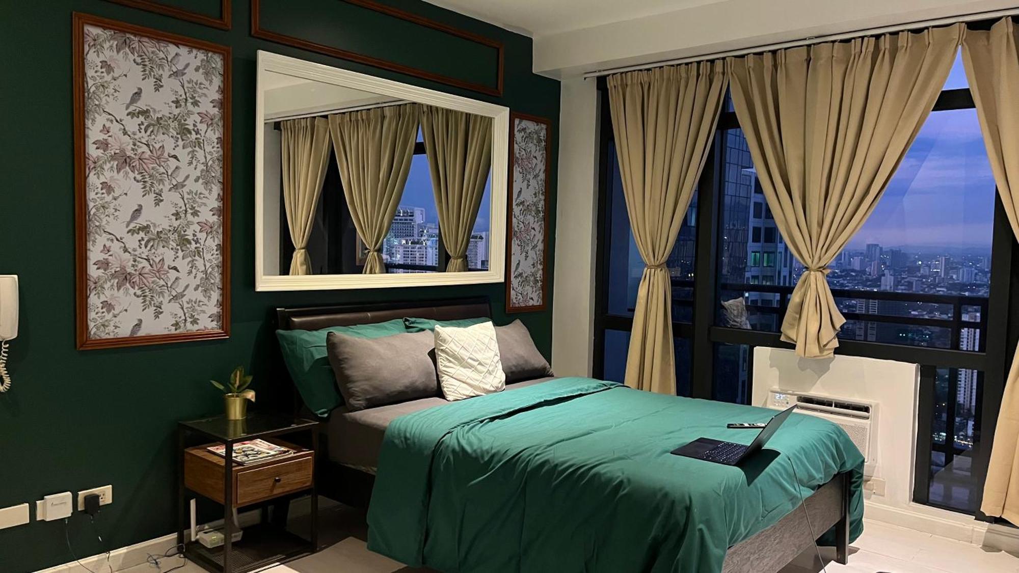 Apartment Gramercy Luxe W Balcony And View - Pet Friendly, Unli Pool & Gym Manila